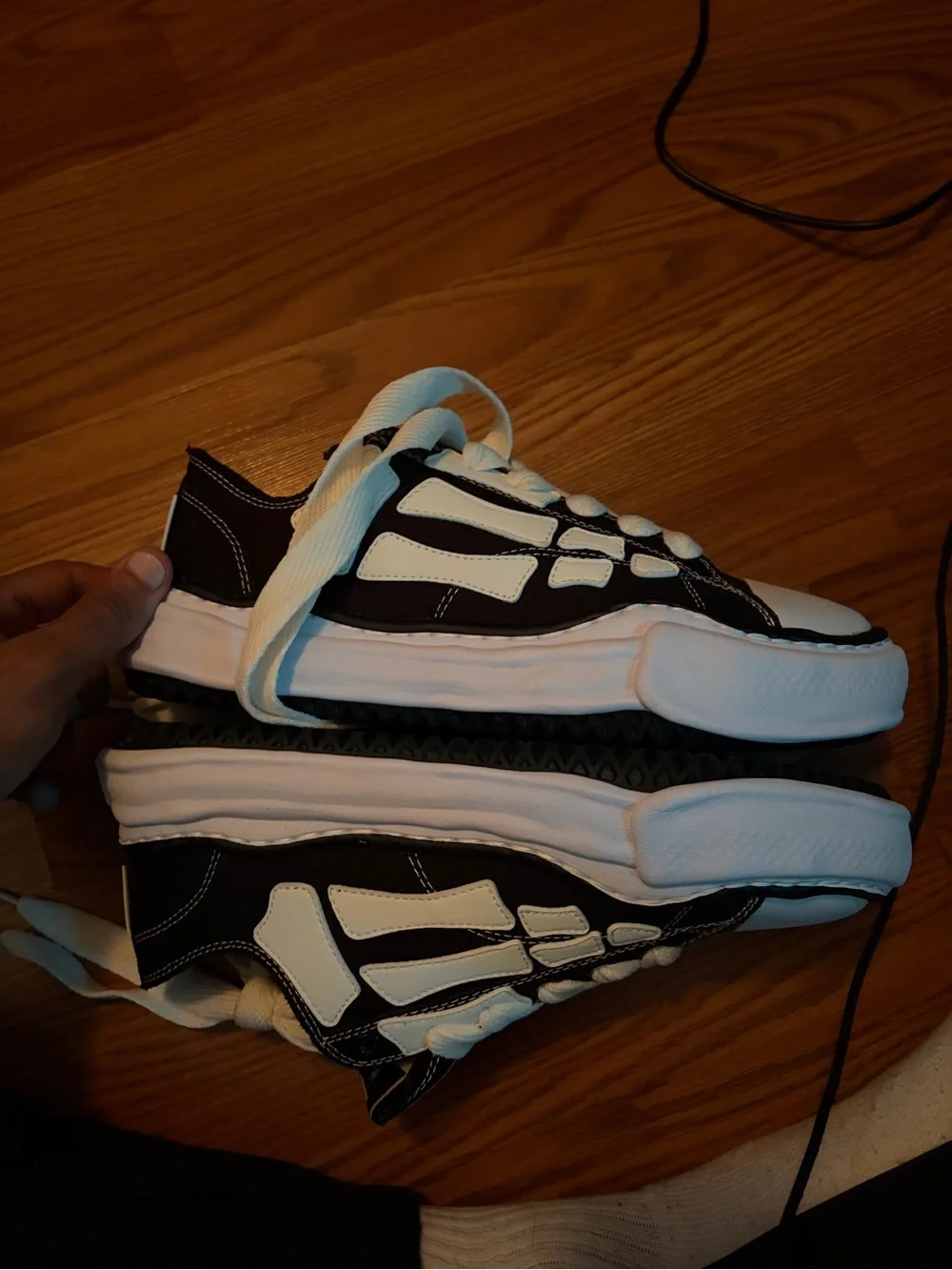 Madison mihara amiri sneakers